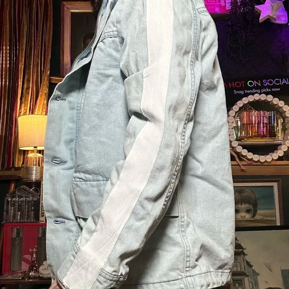Men's Light blue denim Jacket - Picture 4 of 12